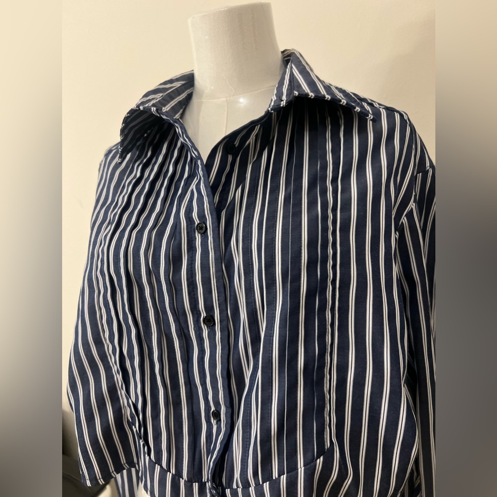 Cropped button down shirt
